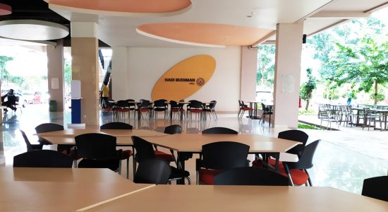 hall 03